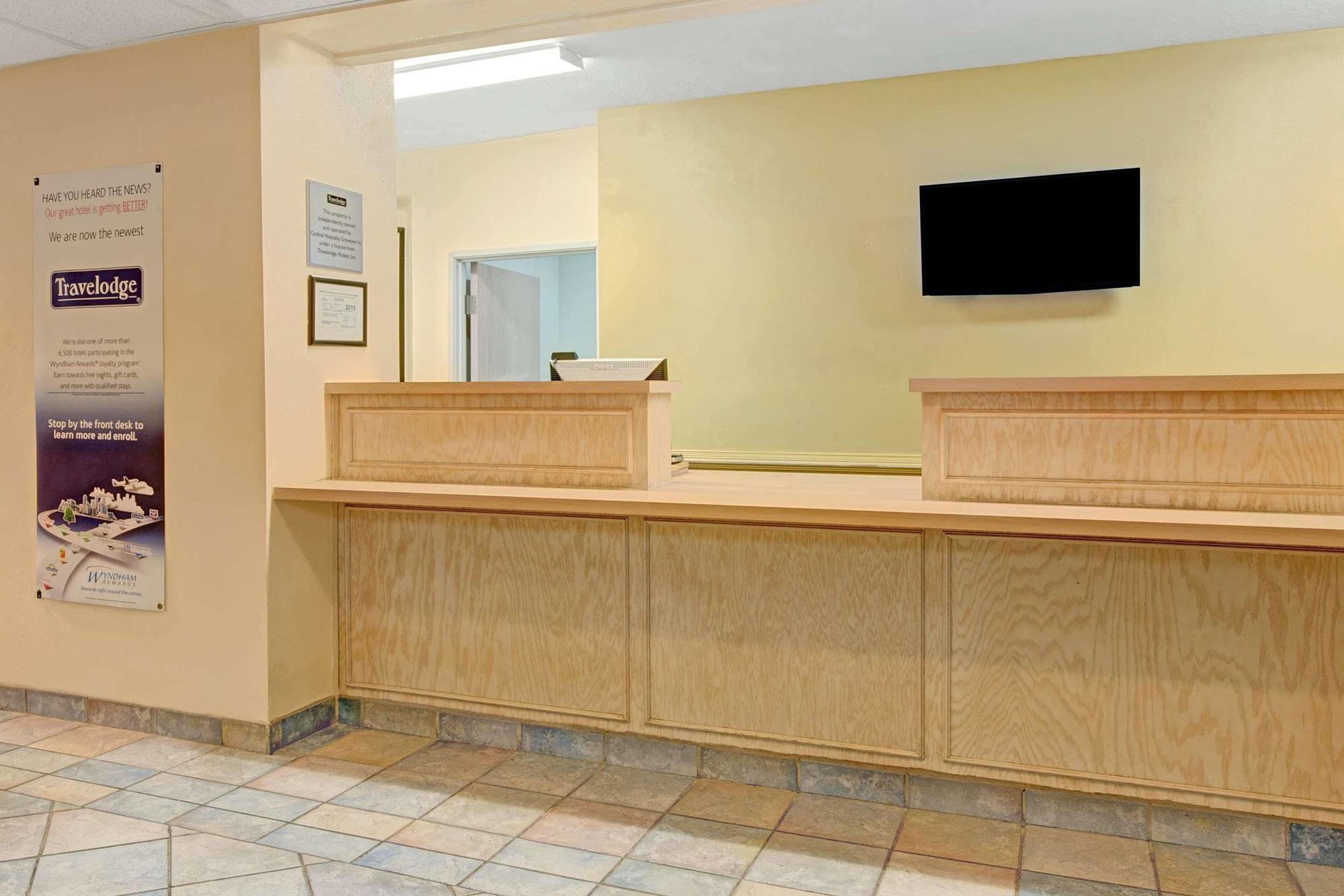 Days Inn & Suites By Wyndham Augusta Near Fort Eisenhower Eksteriør billede